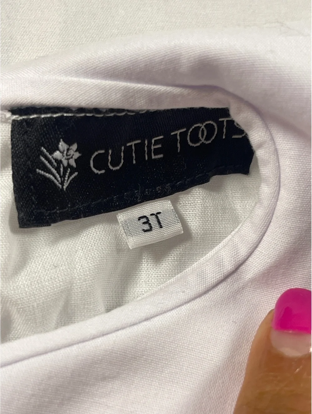 Girls Size 3T Cute Toots White Dress with Flower Embroidery